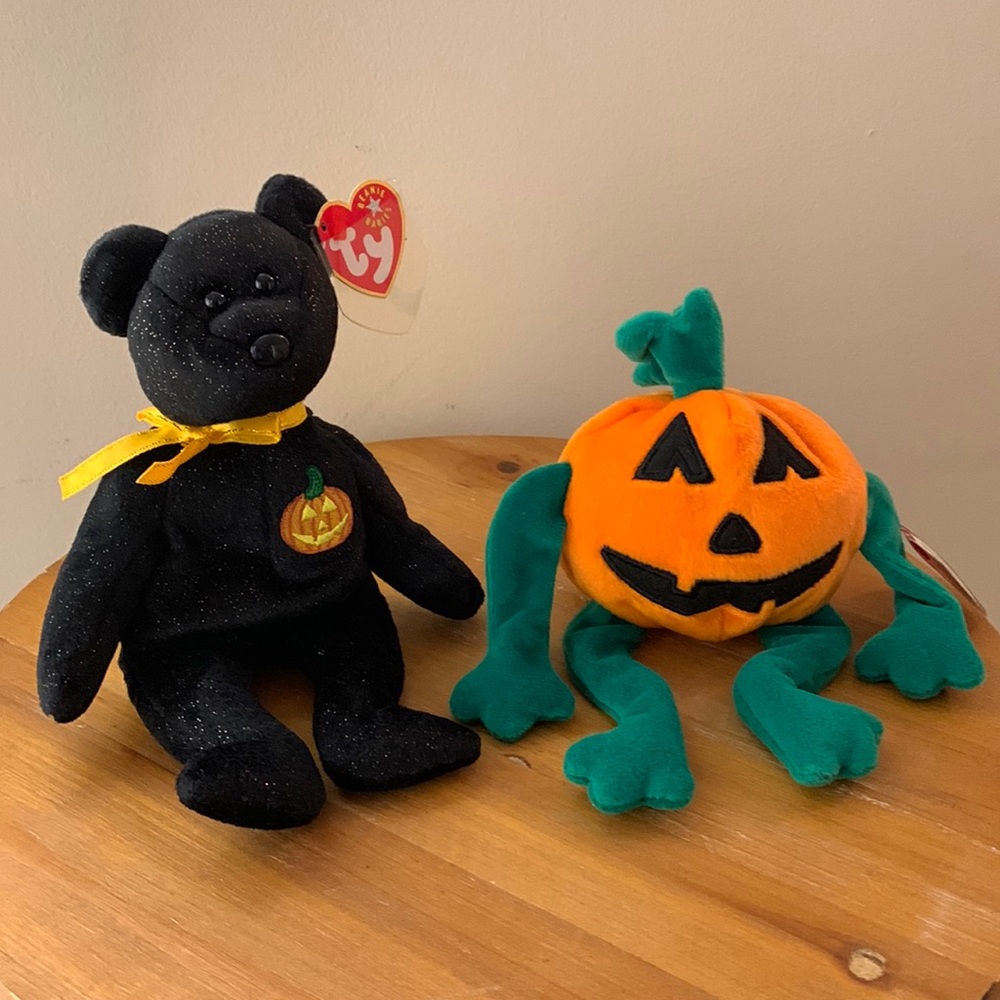 Ty Haunt Bear 2001 & Pumkin 1998 Beanie Babies